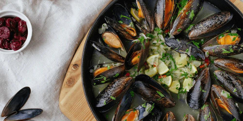 WHITE WINE MUSSELS